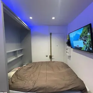 Apartamento Proche Arc De Triomphe, París